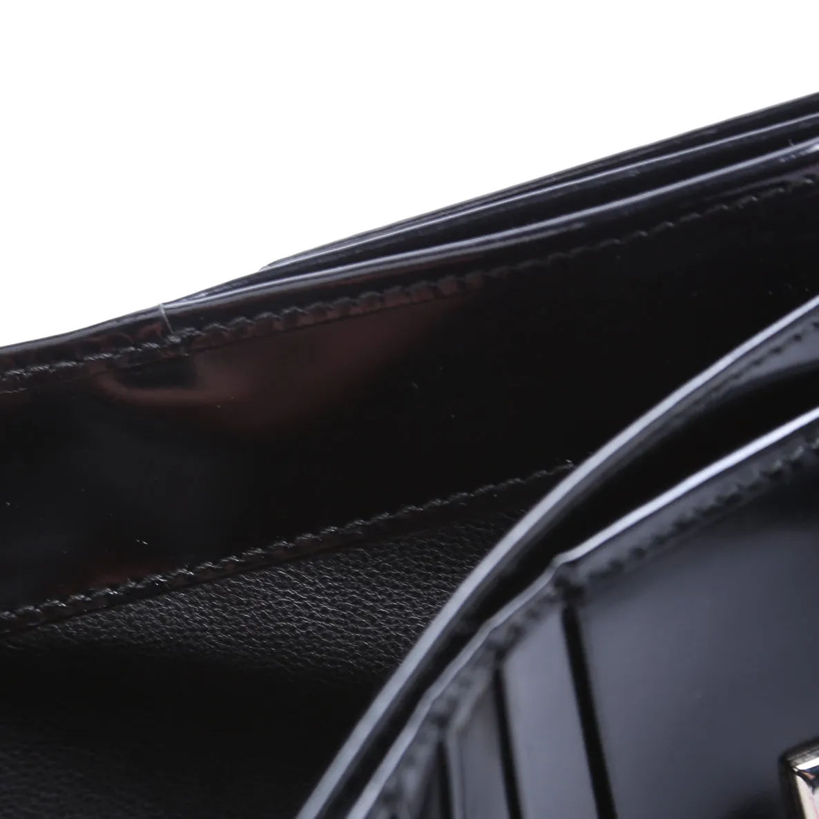 035-1147 Brushed Leather Compact Wallet Black