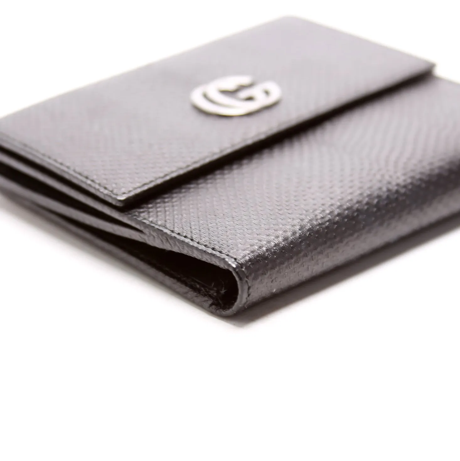 035-2184 GG Lizard Embossed Compact Trifold Wallet Black